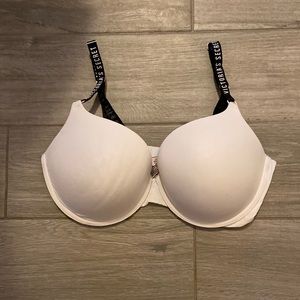 Victoria’s Secret bra